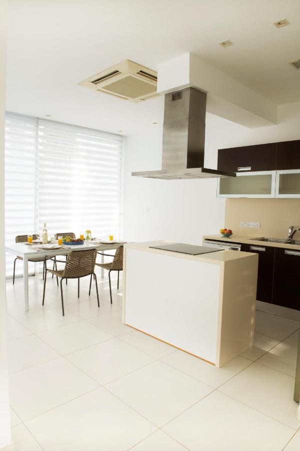 Touch Blue Residences Larnaca Zewnętrze zdjęcie